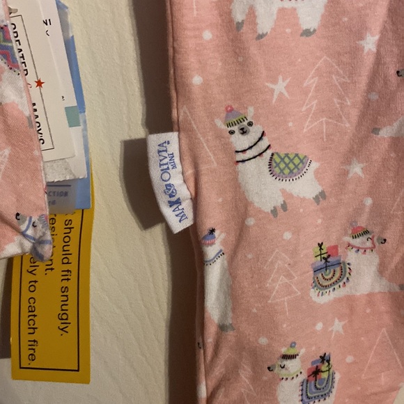 Max & Olivia Mini Footie Pajama ~ Llama Print Coverall ~ NWT - Picture 4 of 9